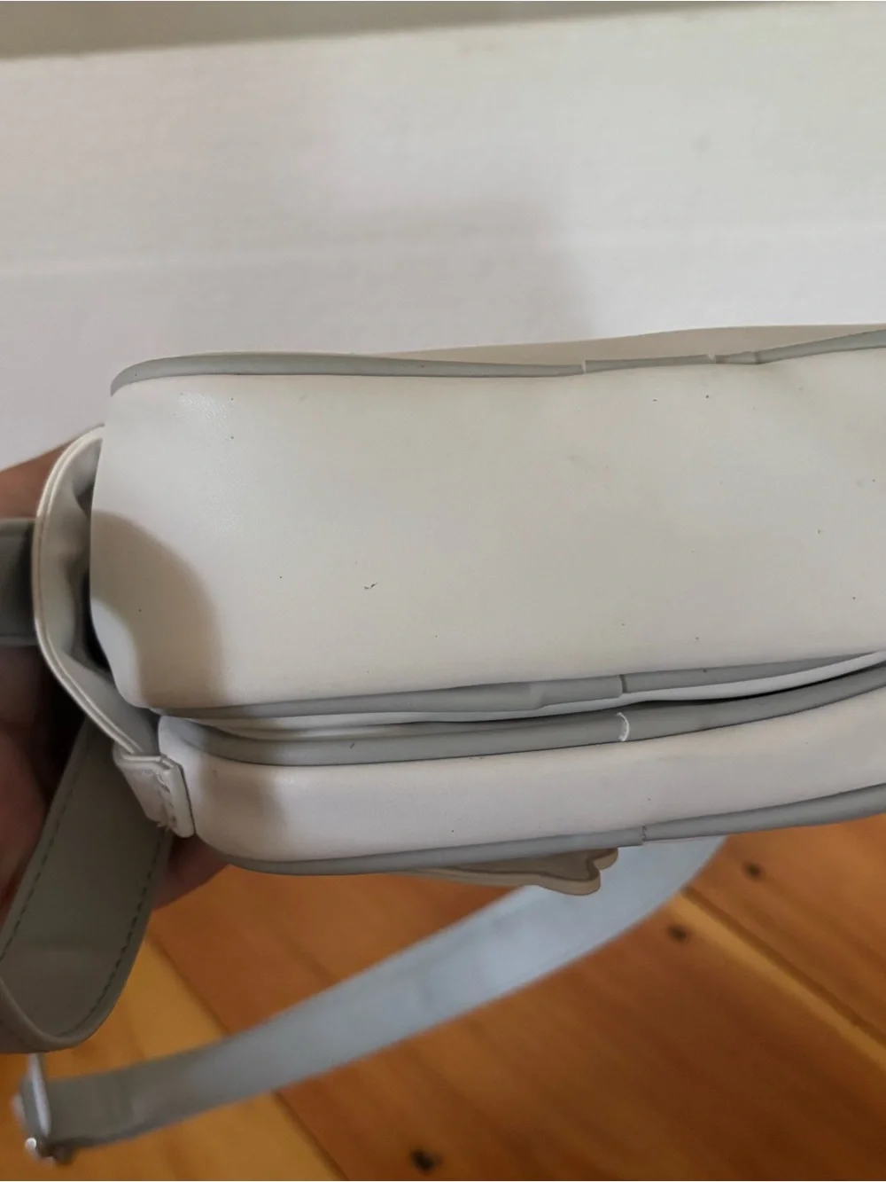 Loungefly Disney Big Hero 6 Baymax Mochi Crossbuddies Crossbody Bag